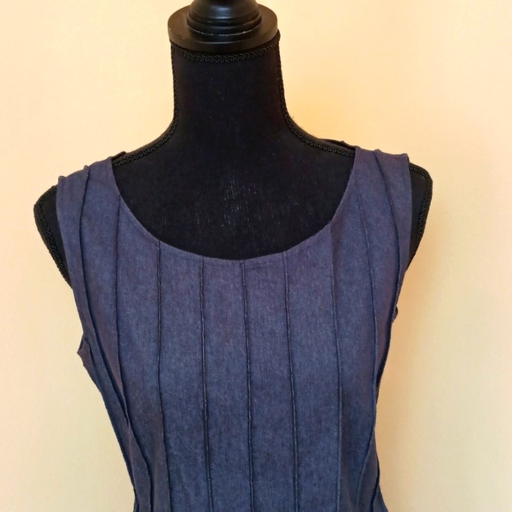 Dress - Picture 2 of 6